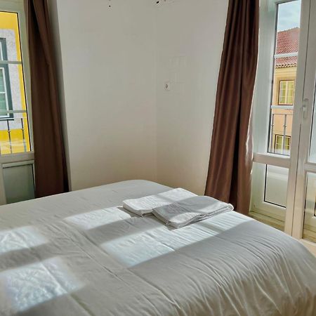 3 Bedroom, 2,5 Bathroom - Bairro Alto Residence Lisbona Esterno foto