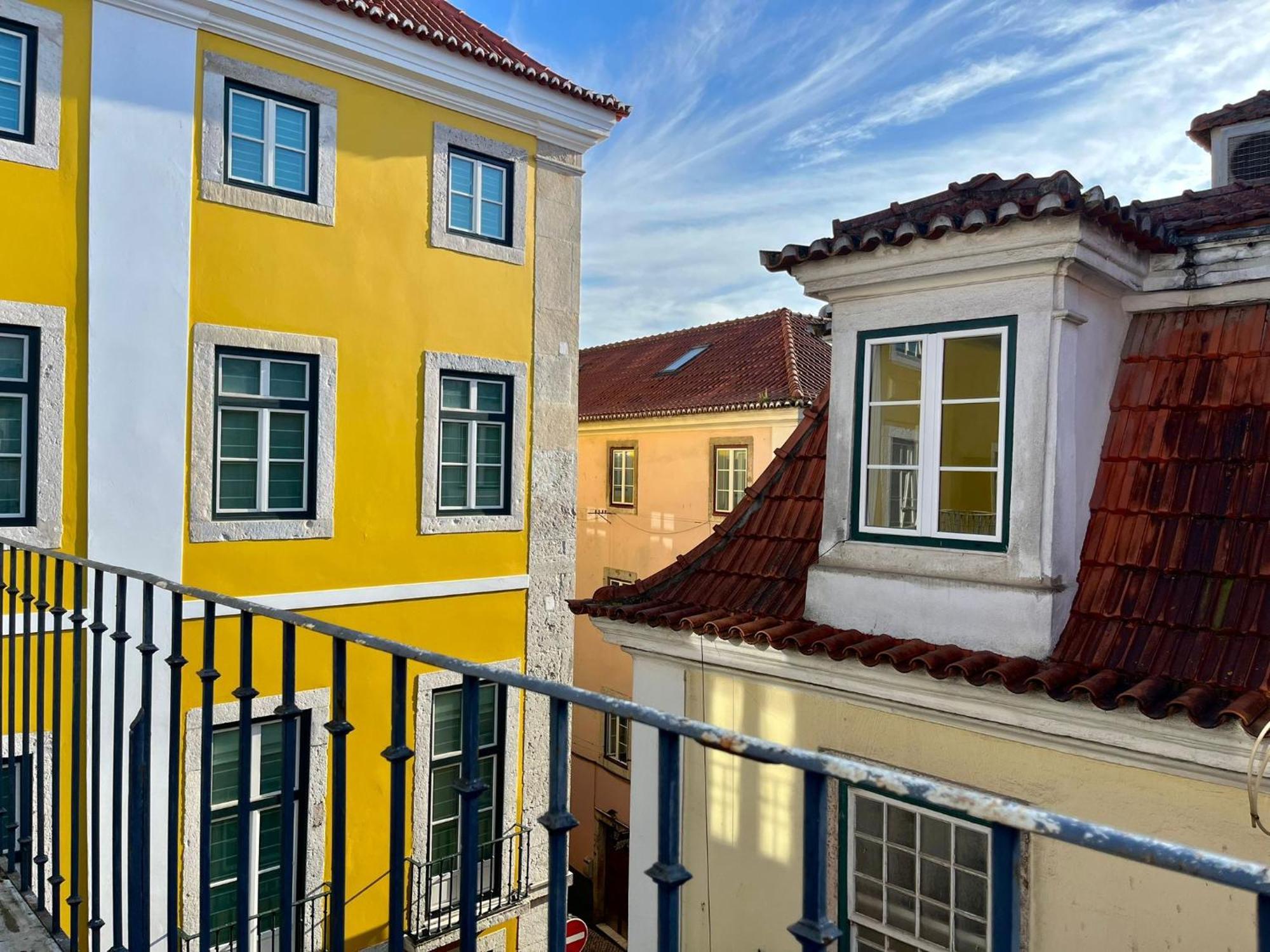 3 Bedroom, 2,5 Bathroom - Bairro Alto Residence Lisbona Esterno foto